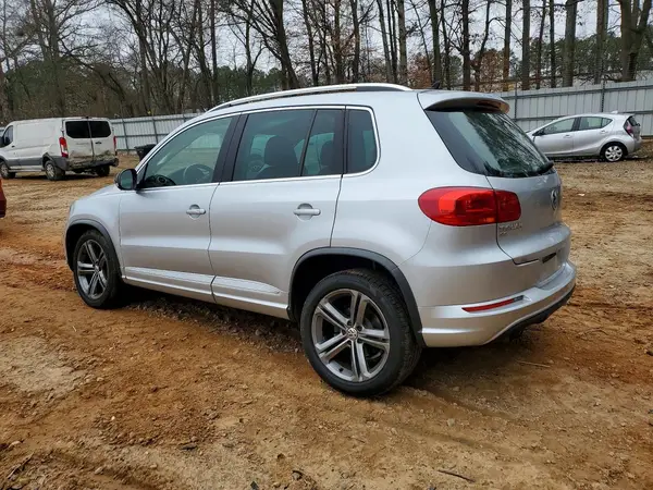 WVGTV7AX2HK012925 2017 VOLKSWAGEN TIGUAN - Image 2