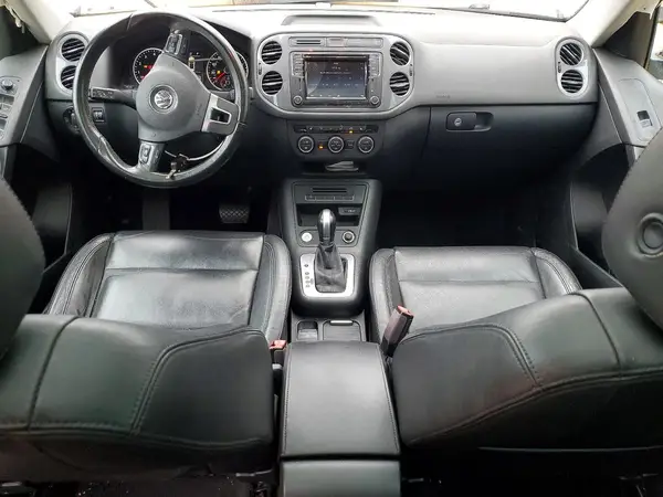 WVGTV7AX2HK012925 2017 VOLKSWAGEN TIGUAN - Image 8