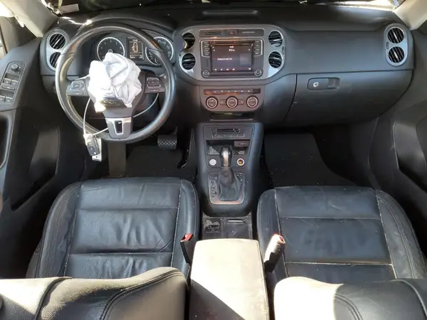 WVGTV7AX3HK013467 2017 VOLKSWAGEN TIGUAN - Image 8