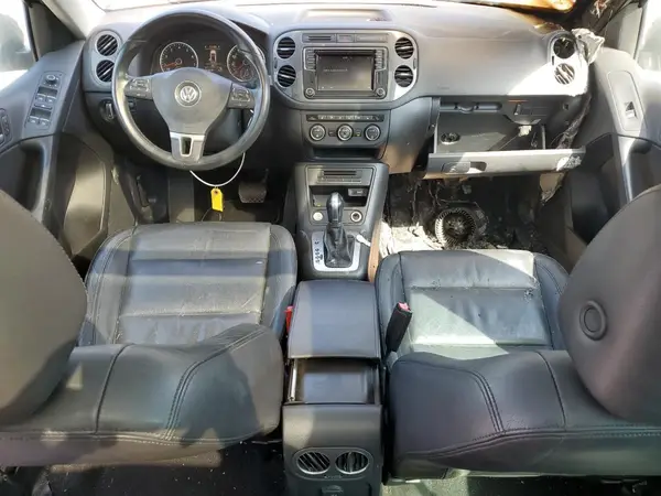 WVGTV7AX4HK016944 2017 VOLKSWAGEN TIGUAN - Image 8