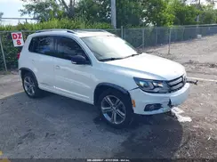 WVGTV7AX5HK013664 2017 VOLKSWAGEN TIGUAN