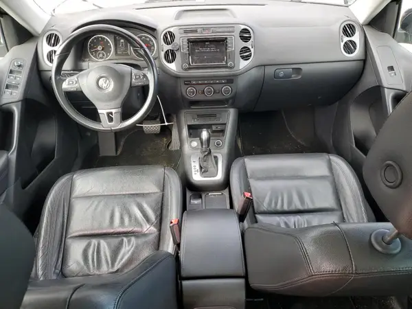WVGTV7AX5HK015656 2017 VOLKSWAGEN TIGUAN - Image 8