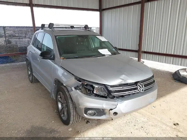WVGTV7AX5HK016595 2017 VOLKSWAGEN TIGUAN - Image 1