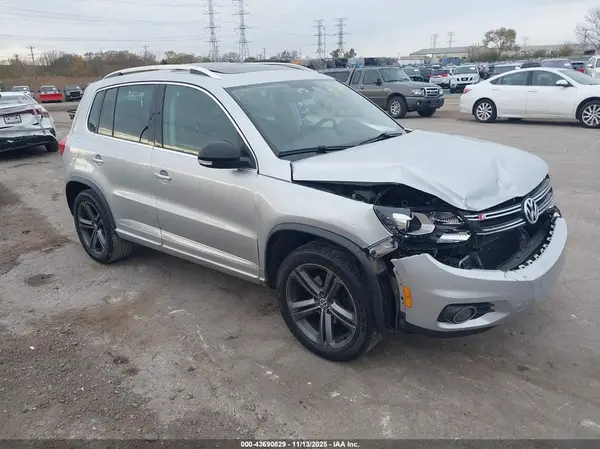 WVGTV7AX6HW508397 2017 VOLKSWAGEN TIGUAN - Image 1