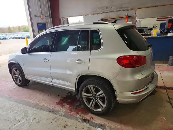 WVGTV7AX7HK019420 2017 VOLKSWAGEN TIGUAN - Image 2
