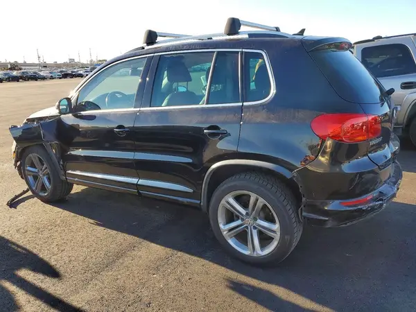 WVGTV7AX8HK018583 2017 VOLKSWAGEN TIGUAN - Image 2