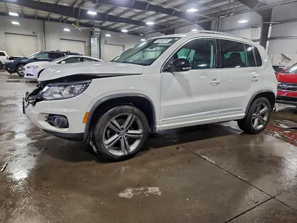 WVGTV7AX9HK013702 2017 VOLKSWAGEN TIGUAN - Image 1