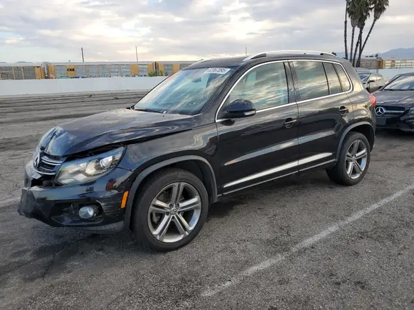 WVGTV7AX9HK019807 2017 VOLKSWAGEN TIGUAN - Image 1