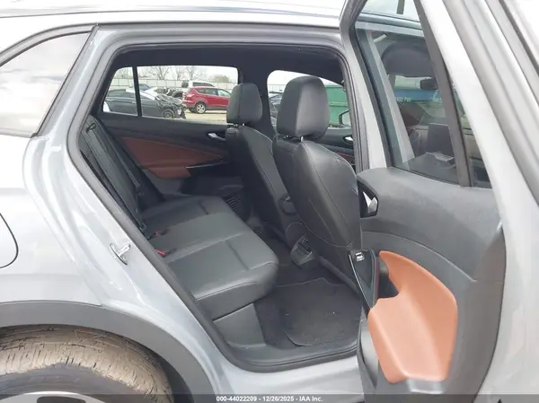 WVGUNPE22NP072317 2022 VOLKSWAGEN ID.4 - Image 8