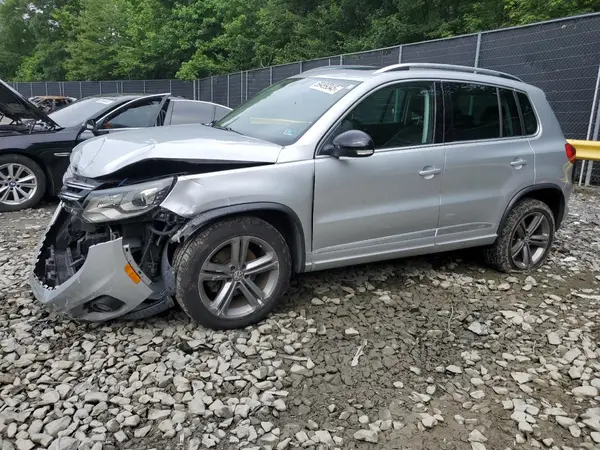 WVGUV7AX1HK010507 2017 VOLKSWAGEN TIGUAN - Image 1
