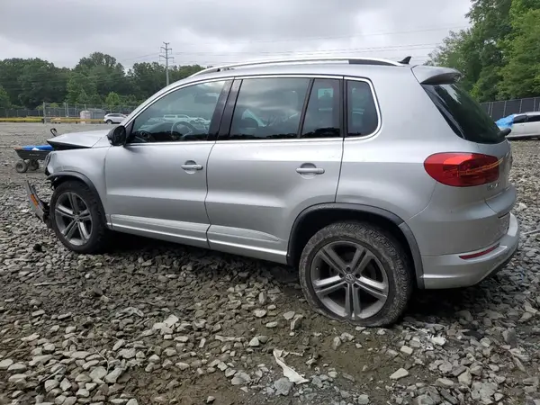 WVGUV7AX1HK010507 2017 VOLKSWAGEN TIGUAN - Image 2
