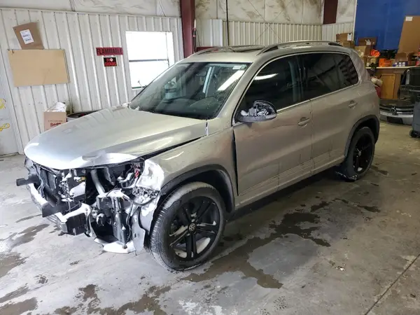 WVGUV7AX1HK016341 2017 VOLKSWAGEN TIGUAN - Image 1