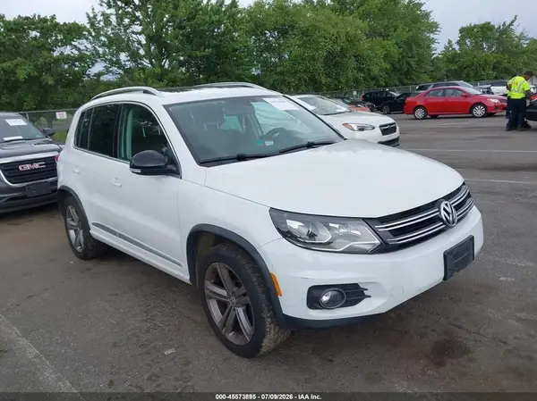 WVGUV7AX2HK007664 2017 VOLKSWAGEN TIGUAN - Image 1