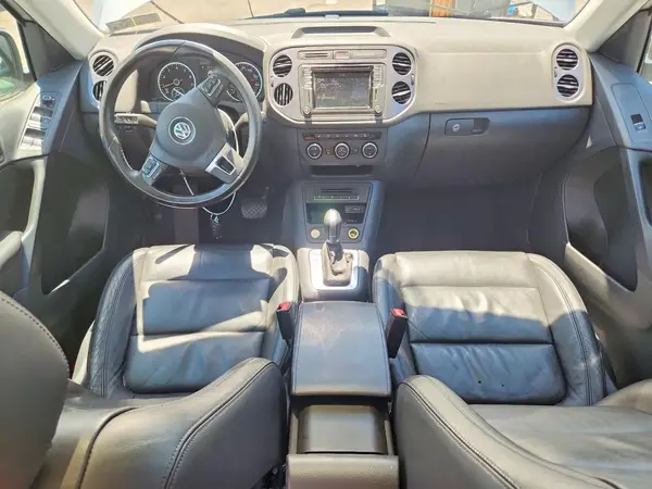 WVGUV7AX2HK030250 2017 VOLKSWAGEN TIGUAN - Image 8