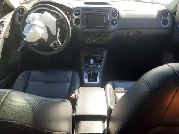 WVGUV7AX2HW509633 2017 VOLKSWAGEN TIGUAN - Image 8