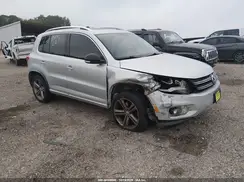 WVGUV7AX3HW505820 2017 VOLKSWAGEN TIGUAN