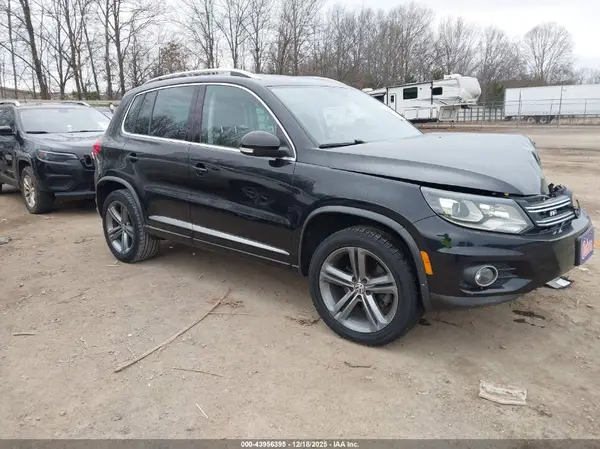 WVGUV7AX4HW511626 2017 VOLKSWAGEN TIGUAN - Image 1