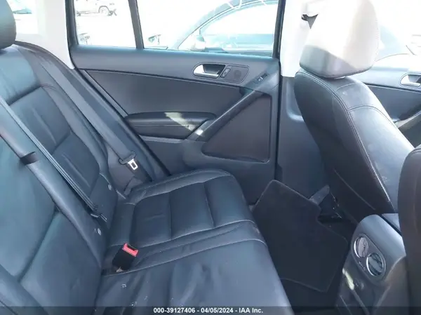 WVGUV7AX5HK026497 2017 VOLKSWAGEN TIGUAN - Image 8