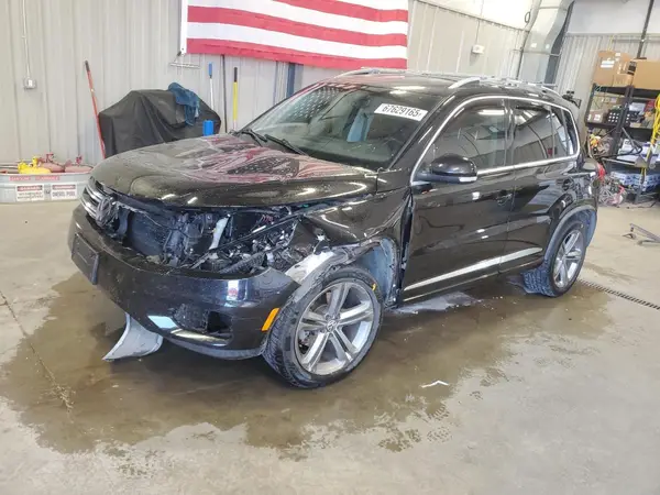 WVGUV7AX6HK017548 2017 VOLKSWAGEN TIGUAN - Image 1