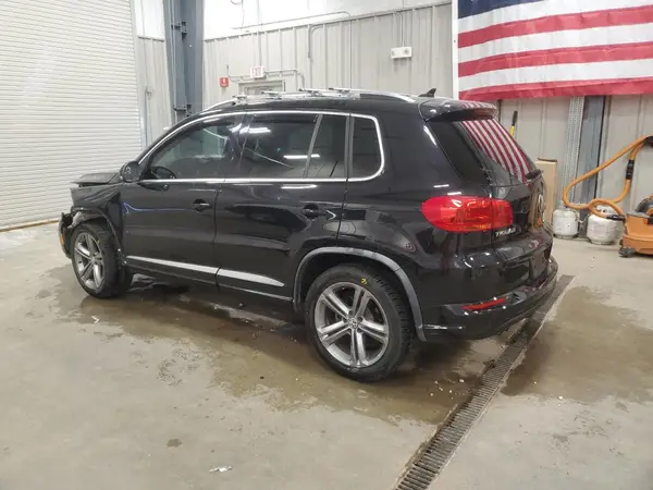 WVGUV7AX6HK017548 2017 VOLKSWAGEN TIGUAN - Image 2