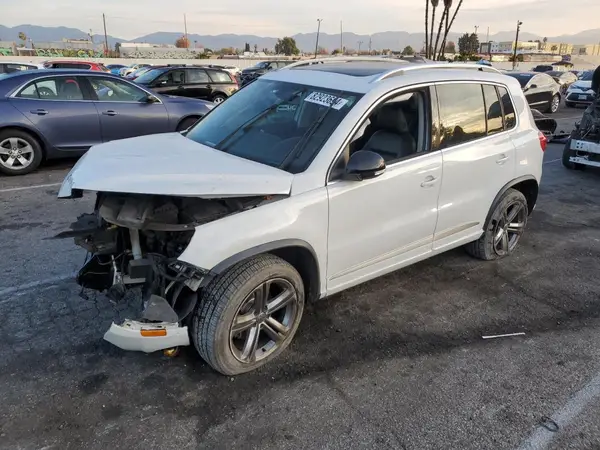 WVGUV7AX6HK019560 2017 VOLKSWAGEN TIGUAN - Image 1