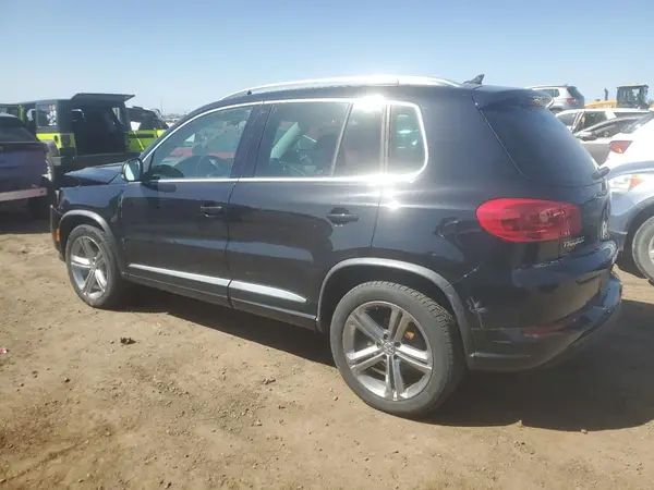 WVGUV7AX6HK022488 2017 VOLKSWAGEN TIGUAN - Image 2