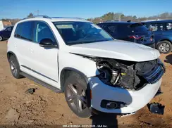 WVGUV7AX7HK016232 2017 VOLKSWAGEN TIGUAN