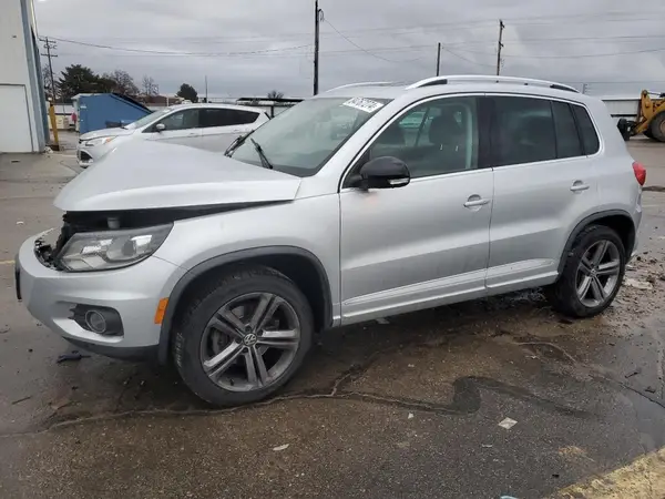 WVGUV7AX8HK009323 2017 VOLKSWAGEN TIGUAN - Image 1