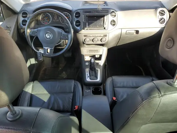 WVGUV7AX8HK017616 2017 VOLKSWAGEN TIGUAN - Image 8