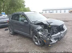 WVGUV7AX8HK041270 2017 VOLKSWAGEN TIGUAN