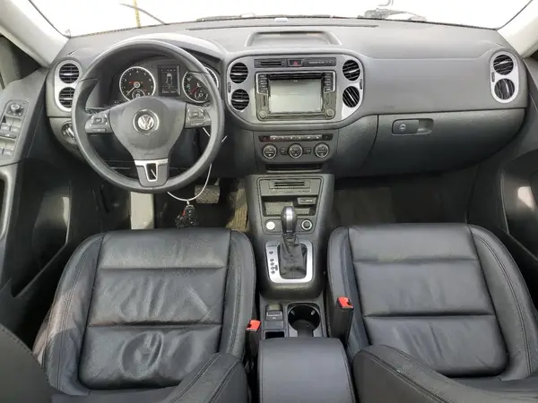 WVGUV7AX8HW509104 2017 VOLKSWAGEN TIGUAN - Image 8