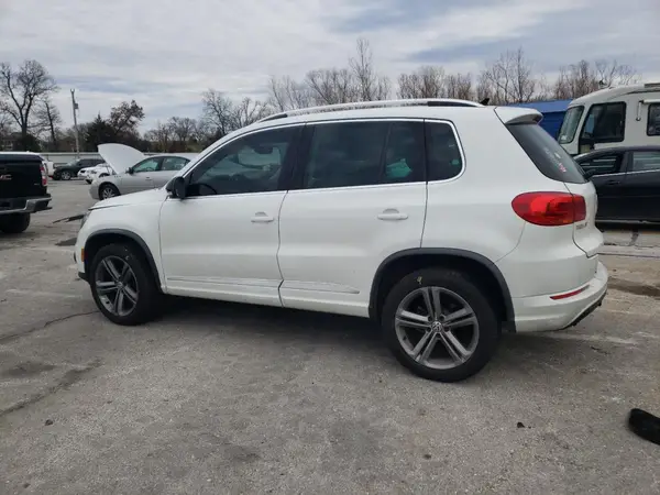 WVGUV7AX9HK021383 2017 VOLKSWAGEN TIGUAN - Image 2