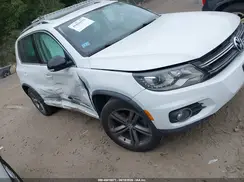 WVGUV7AXXHK020422 2017 VOLKSWAGEN TIGUAN