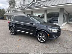 WVGUV7AXXHK03318 2017 VOLKSWAGEN TIGUAN