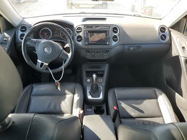 WVGVV7AX1HK004856 2017 VOLKSWAGEN TIGUAN - Image 8