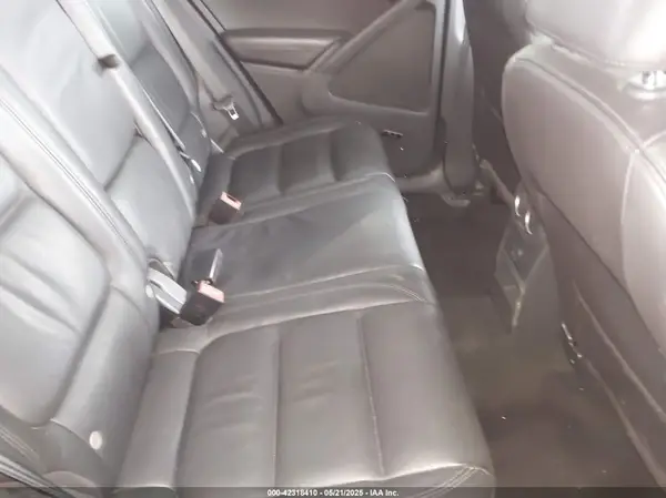 WVGVV7AX1HK007790 2017 VOLKSWAGEN TIGUAN - Image 8