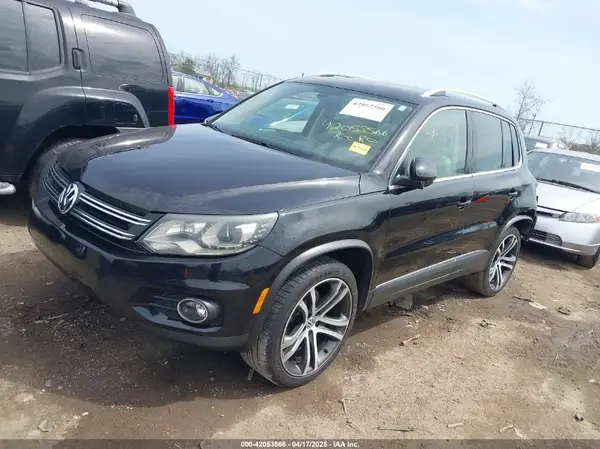 WVGVV7AX2HK024114 2017 VOLKSWAGEN TIGUAN - Image 2
