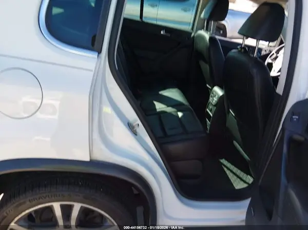WVGVV7AX4HW500436 2017 VOLKSWAGEN TIGUAN - Image 8