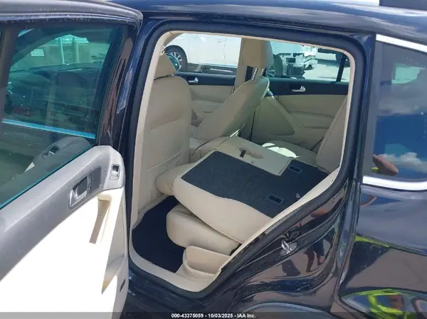WVGVV7AX6HK011916 2017 VOLKSWAGEN TIGUAN - Image 8