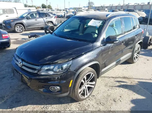 WVGVV7AX7HK031401 2017 VOLKSWAGEN TIGUAN - Image 2