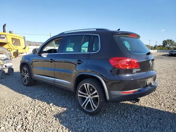 WVGWV7AX0HK004917 2017 VOLKSWAGEN TIGUAN - Image 2