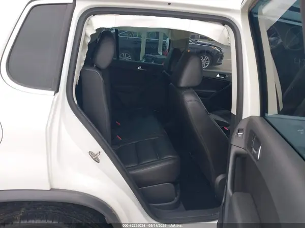 WVGWV7AX0HW501071 2017 VOLKSWAGEN TIGUAN - Image 8