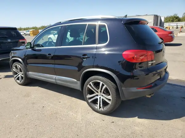 WVGWV7AX3HK023476 2017 VOLKSWAGEN TIGUAN - Image 2