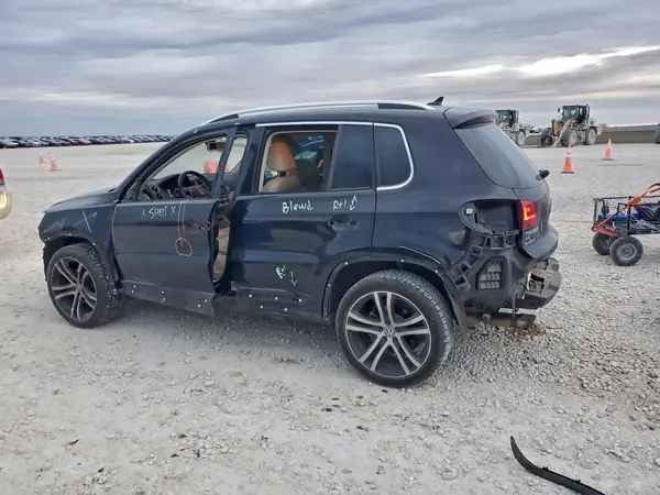 WVGWV7AX3HW505552 2017 VOLKSWAGEN TIGUAN - Image 2