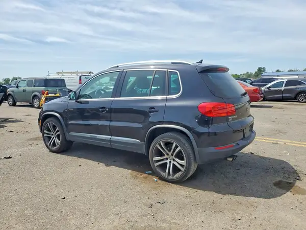 WVGWV7AX5HK021177 2017 VOLKSWAGEN TIGUAN - Image 2