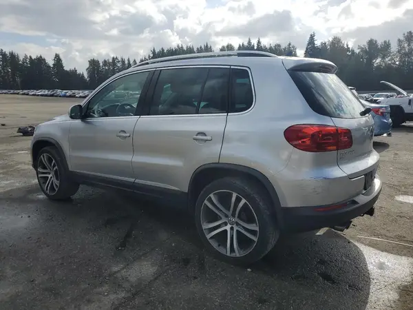 WVGWV7AX7HW500936 2017 VOLKSWAGEN TIGUAN - Image 2