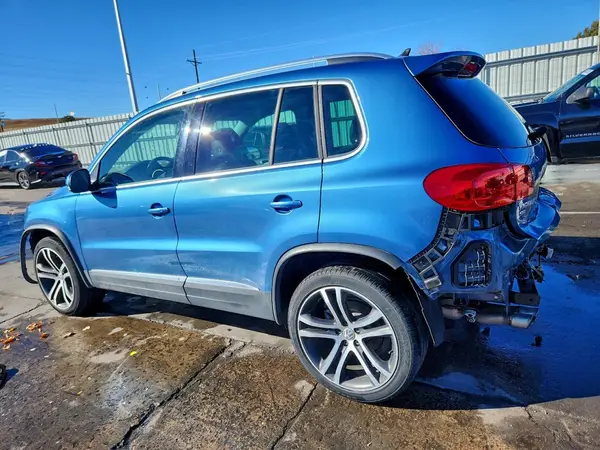 WVGWV7AX7HW508454 2017 VOLKSWAGEN TIGUAN - Image 2