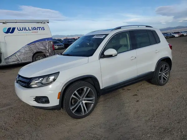 WVGWV7AXXHW504026 2017 VOLKSWAGEN TIGUAN - Image 1