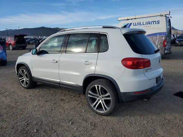 WVGWV7AXXHW504026 2017 VOLKSWAGEN TIGUAN - Image 2