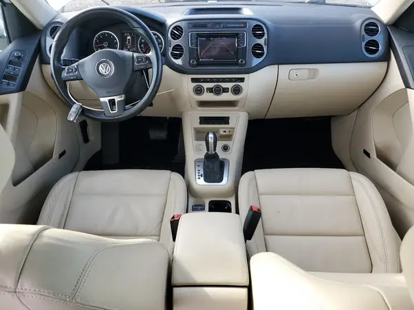 WVGWV7AXXHW504026 2017 VOLKSWAGEN TIGUAN - Image 8